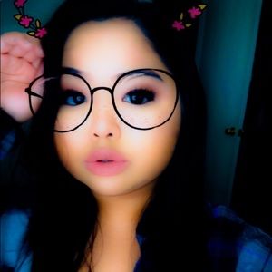 Meet your Posher, Kendra